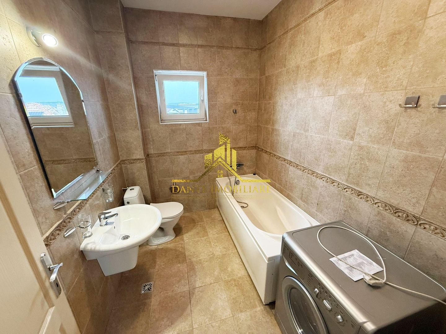 3 camere, mobilat modern, garaj, balcon, Gheorghen, Albini, Titulescu - Poză 9