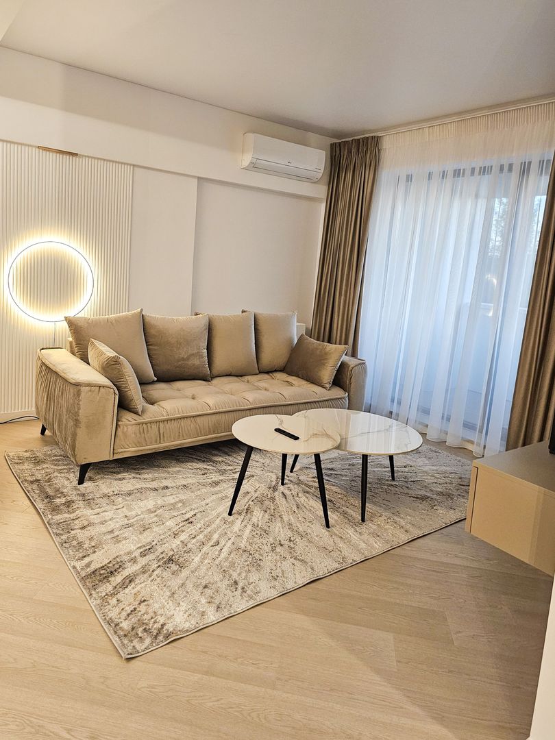 Cortina North | Închiriere Apartament 3 camere | Loc de parcare - Poză 2