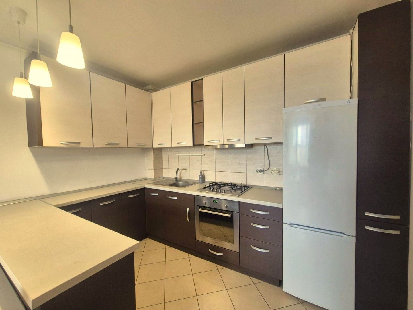 Zona Gemenii, apartament tip studio - Poză 3