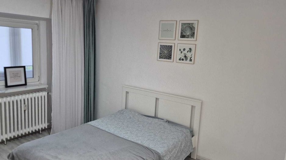 Închiriez garsonieră modernă, Piata Muncii, spațioasă, boiler, AC - Poză 2