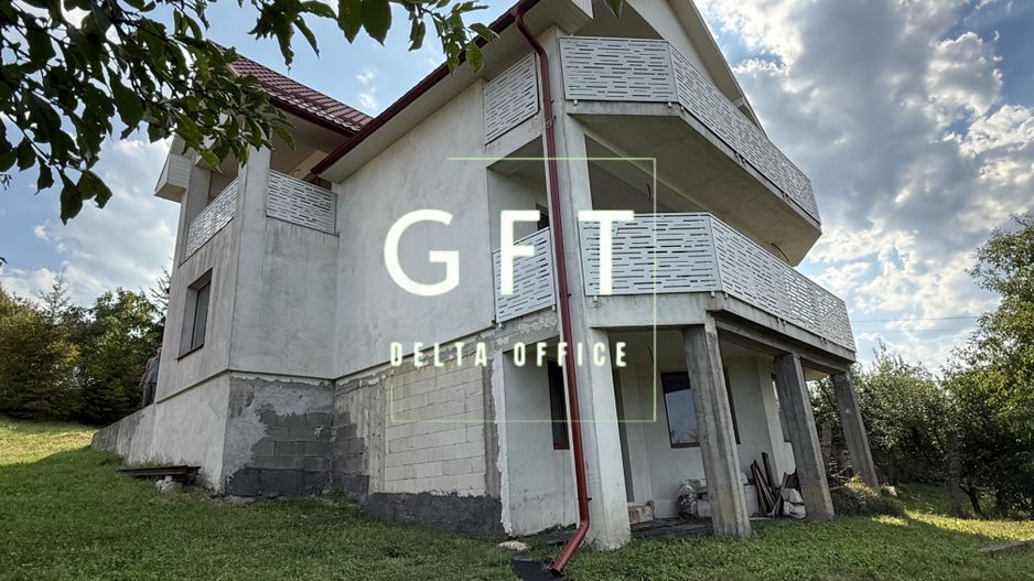 🏡 DE VÂNZARE | CASĂ CU PANORAMĂ SPECTACULOASĂ ȘI TEREN DE 800 mp - Poză 11