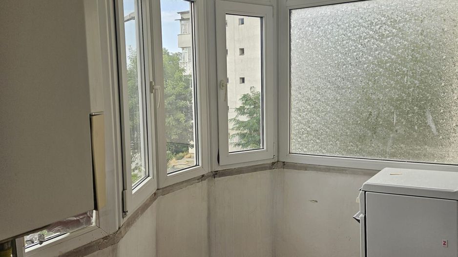 Apartament spațios 3 camere, 2 băi și 2 balcoane – Craiovei, Gh. Doja - Poză 10