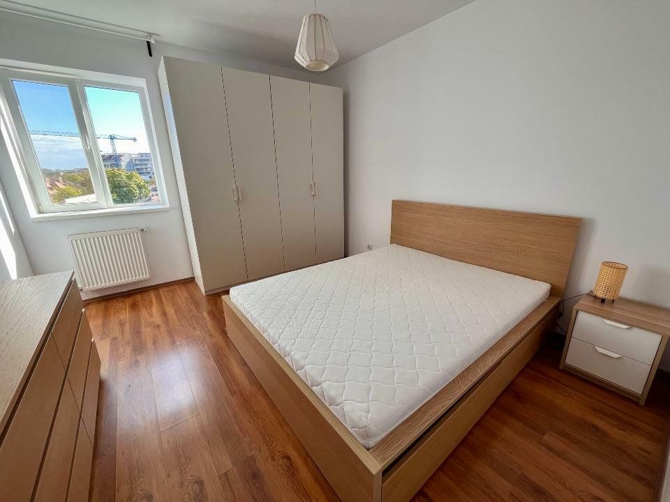 APARTAMENT SPATIOS SI LUMINOS ZONA STEFAN CEL MARE - Poză 8
