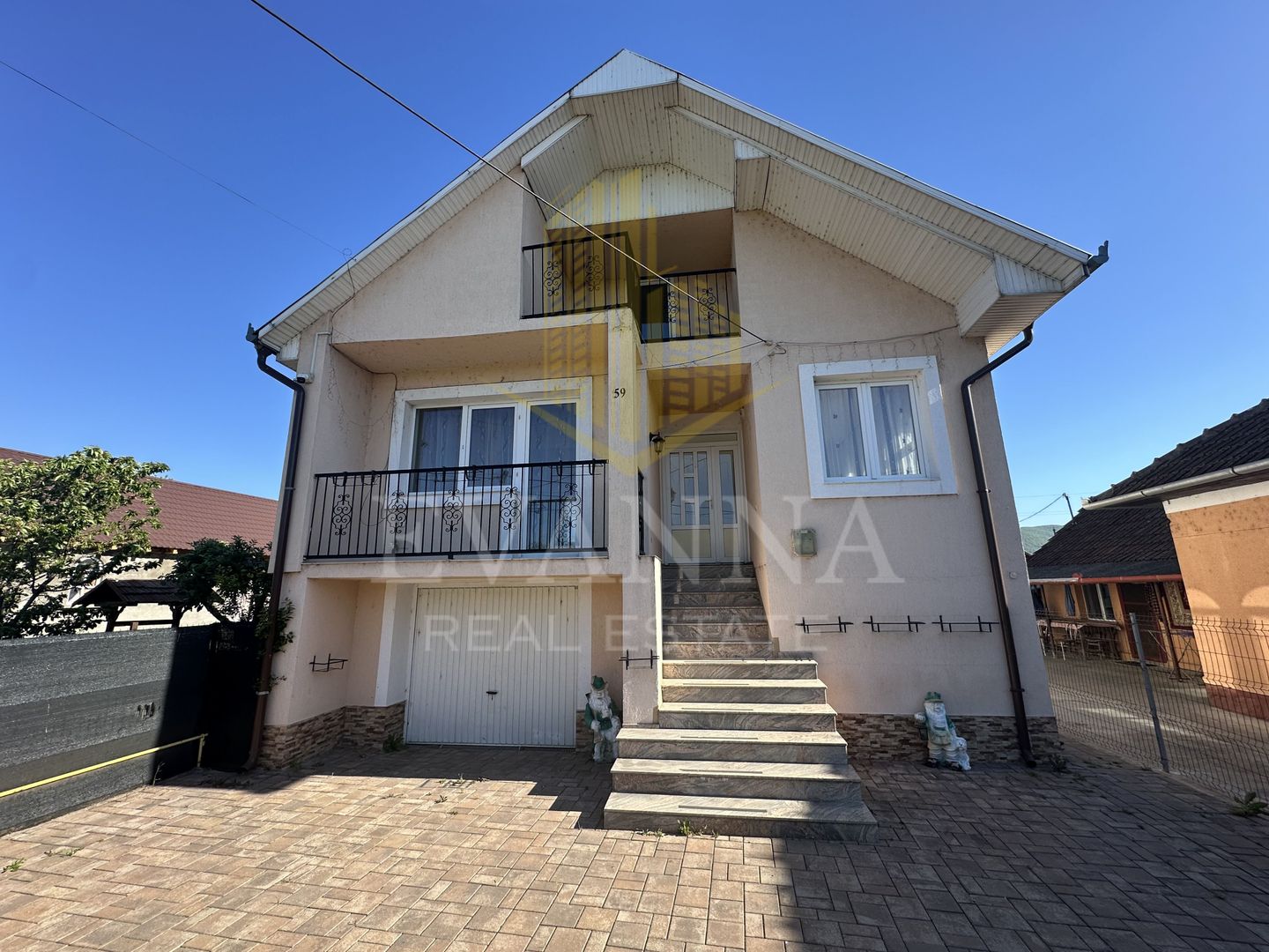 Casă de vânzare în Seini - strada Horea - Poză 1
