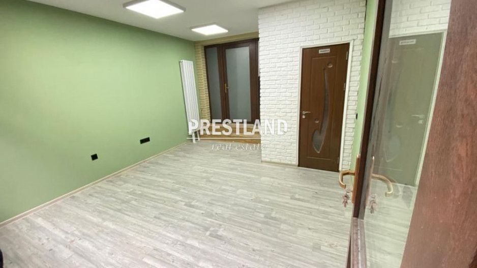 Inchiriez spațiu comercial, zona Centrală. - Poză 2