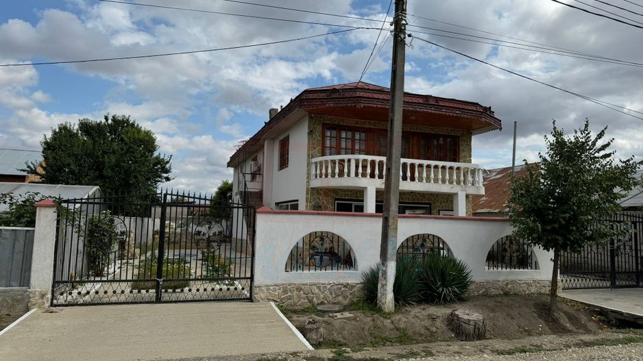 🏡 PROPRIETATE CU POTENȚIAL COMERCIAL ȘI LOCUINȚĂ | 62.000 € - Poză 11