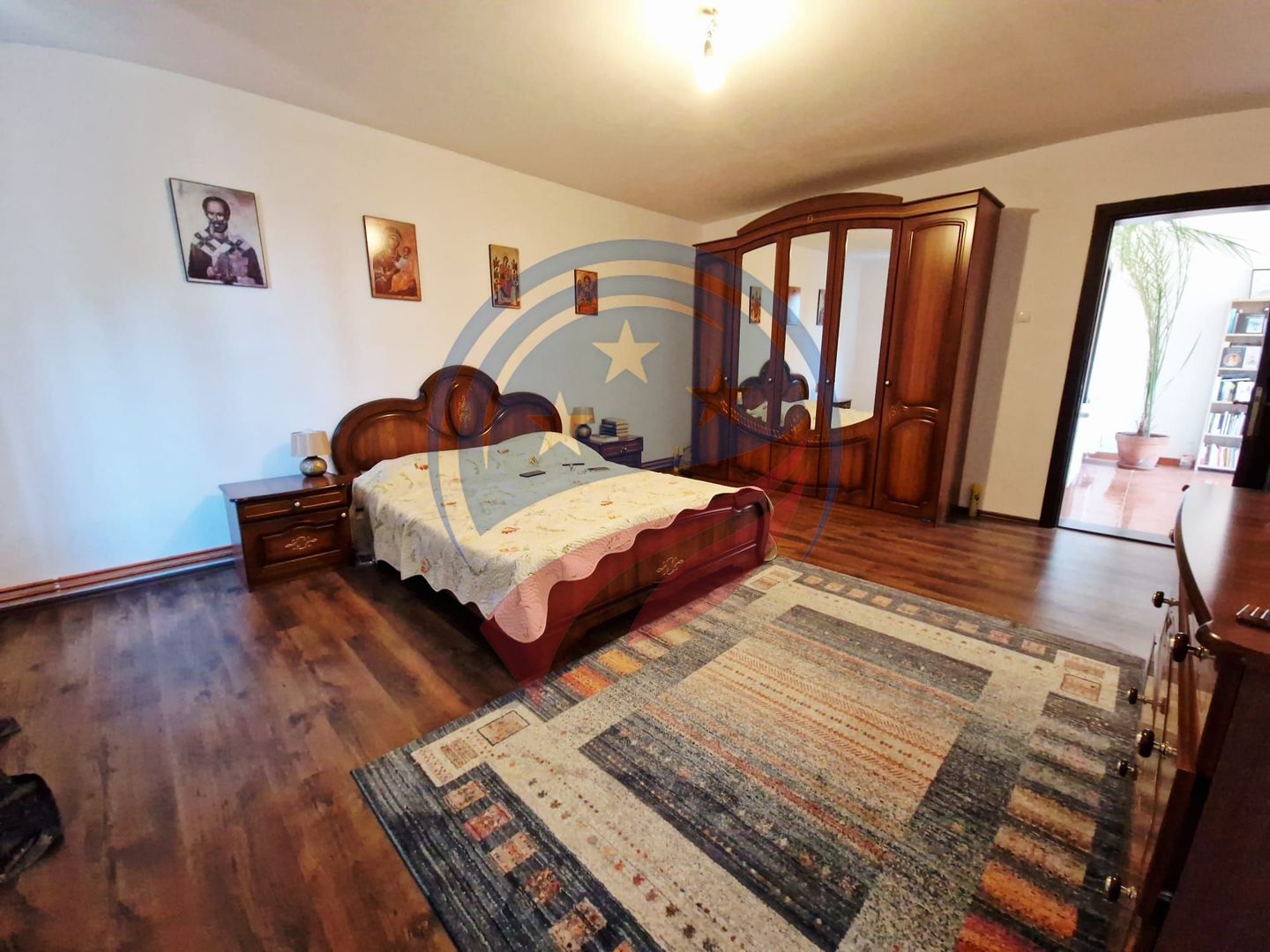 CASA P +E  5 camere -Cosoveni - Poză 6