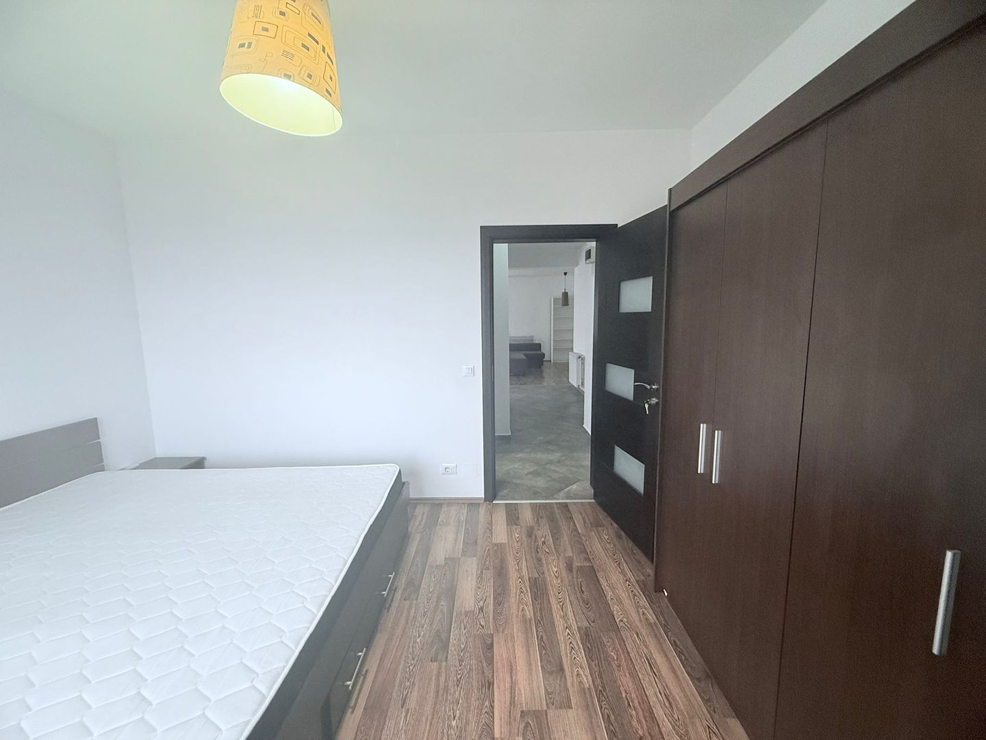 APARTAMENT DE LUX LOC DE PARCARE SI BOXA BLOC 2007 VIRTUTII - Poză 2