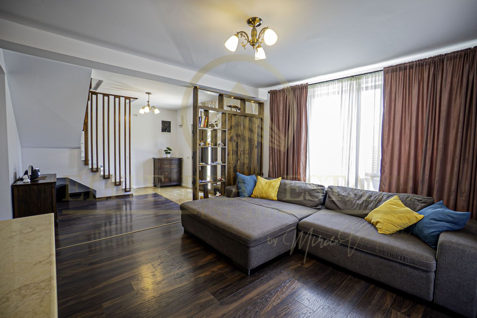 Valu lui Traian - Casă P+1E, 4 dormitoare, terasă acoperită - Poză 1
