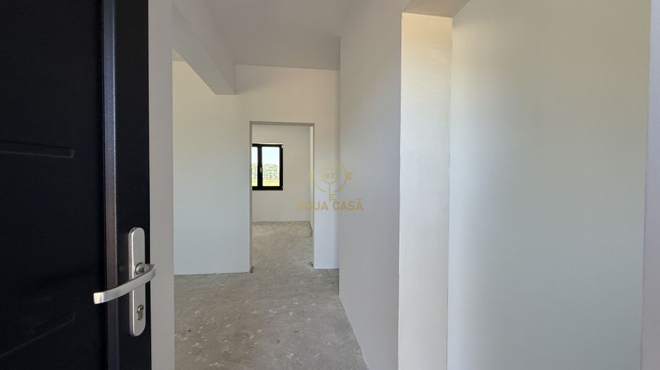 De vanzare Casa cu 3 Dormitoare/Semifinisata Teren 6.5Ari - Poză 4