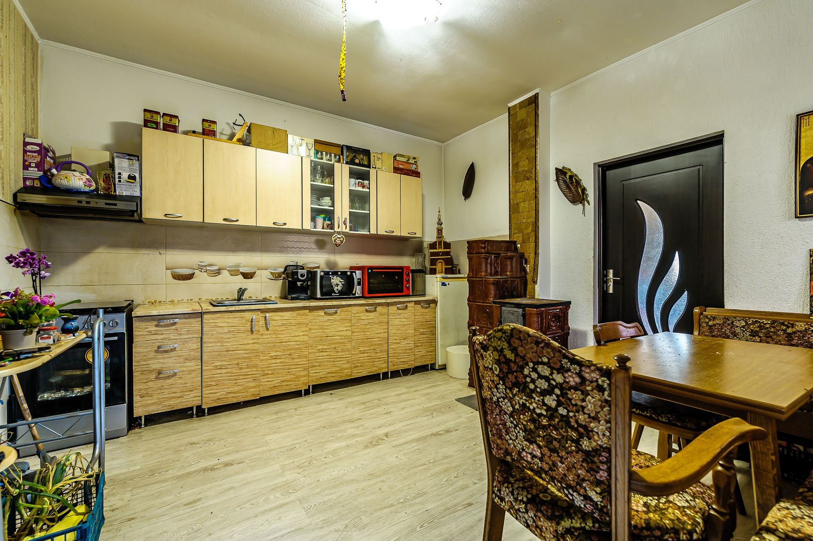 Casă pe strada Adam Muller Guttenbrunn - Poză 3