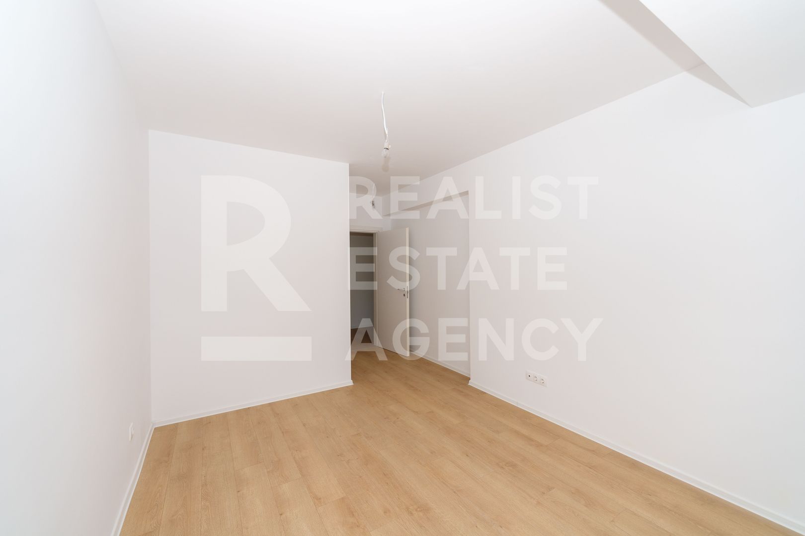 Vânzare, apartament cu 4 camere în zona Bucureștii Noi - Poză 16