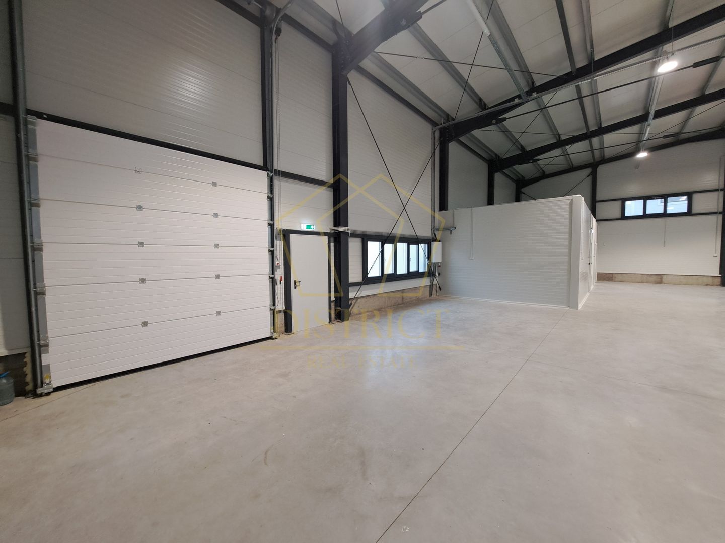 COM 0% Hala servicii, birouri și depozitare la prima inchiriere | Giarmata-Vii - Poză 3