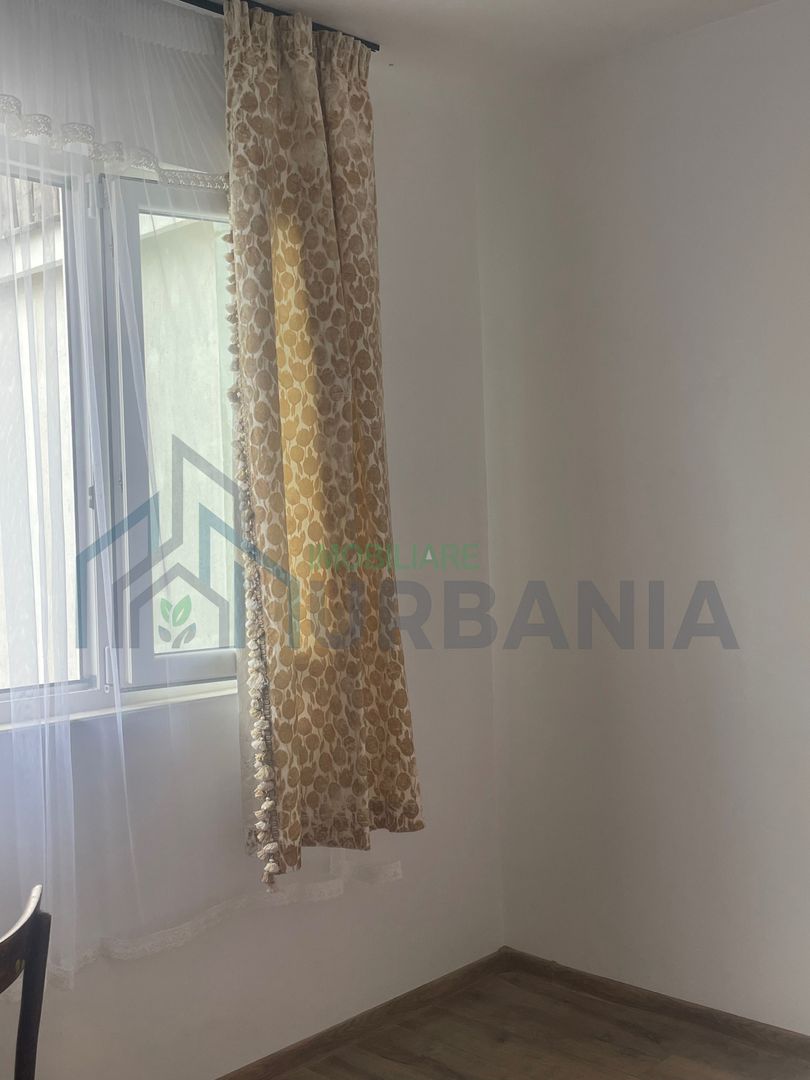 Închiriez garsonieră în Alexandru cel Bun ( zona Familial ) - Poză 2