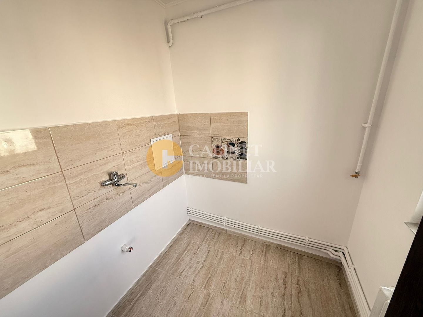 3 CAMERE - RENOVAT COMPLET- ZONA ALEXANDRU CEL BUN/ ROND 28 - Poză 7