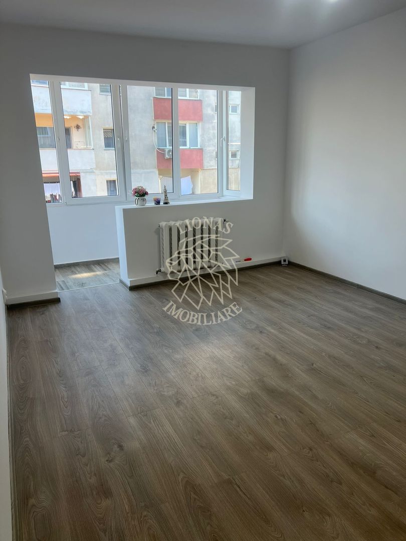 Apartament 2 camere 52mp+balcon-etaj 2-renovat-Zona Andrei Muresanu - Poză 4