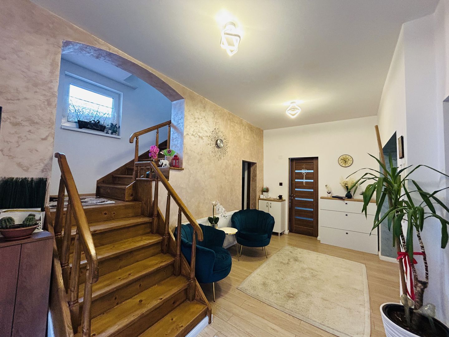 Casă individuală de vânzare în Sibiu – 150 mp utili, curte proprie - Poză 9