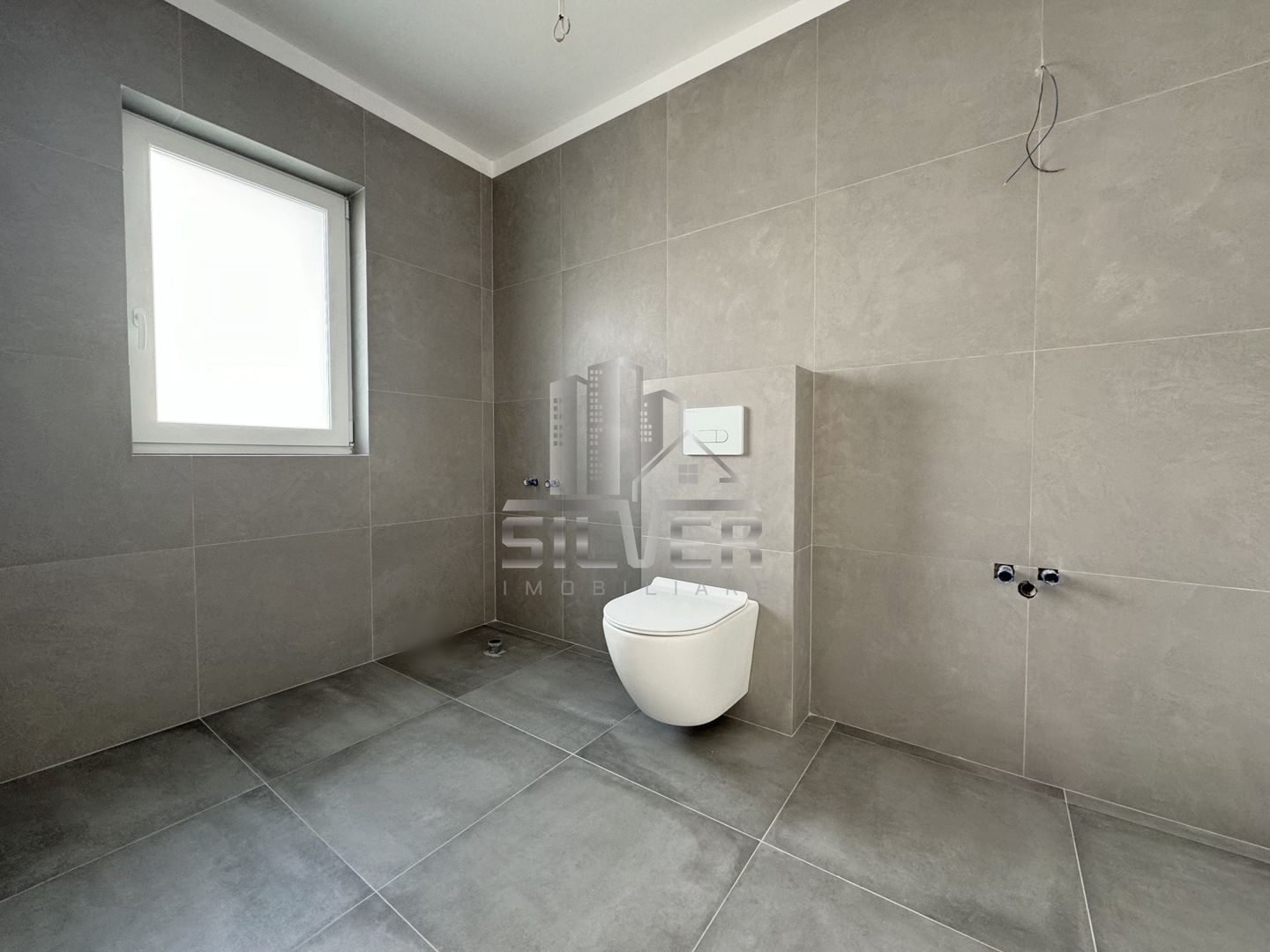 Casa individuala recent finisata cu teren de 425! - Poză 12