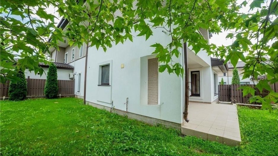 VILA DE INCHIRIERE I OXFORD PIPERA - Poză 1