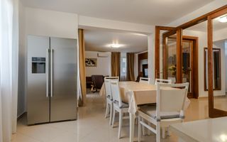 Ap spatios 4 camere, garaj, Andrei Muresanu, zona strazii Trifoiului - Poză 6