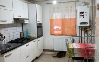Vând apartament 2 camere , Păltiniș - Poză 3