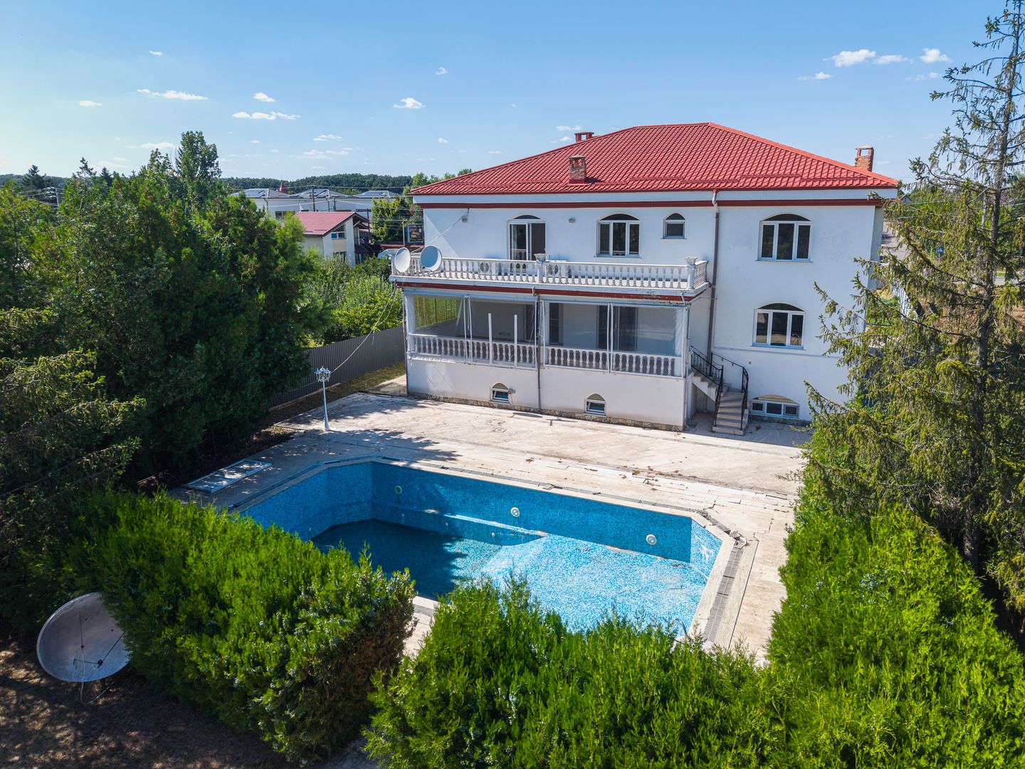 Domeniu privat 5.000 mp, cu reședință de 625 mp și piscină, Corbeanca - Poză 1