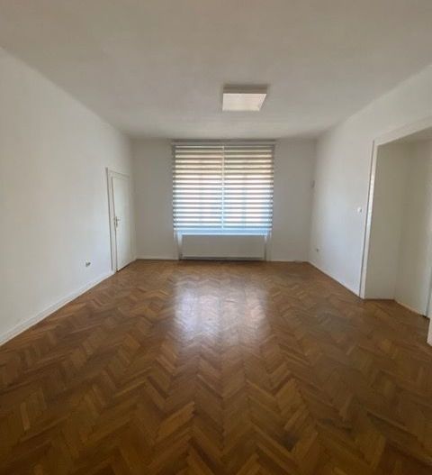 Spatiu de birou zona centrală - Poză 17