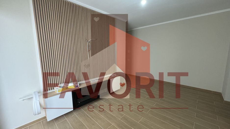 Etaj 1. Finisat la cheie. Loc de parcare - Poză 3