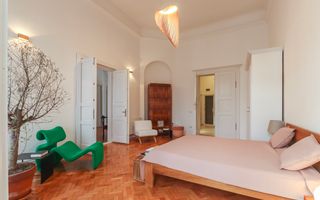 Apartament deosebit cu 4 camere in centrul orasului Cluj Napoca - Poză 8