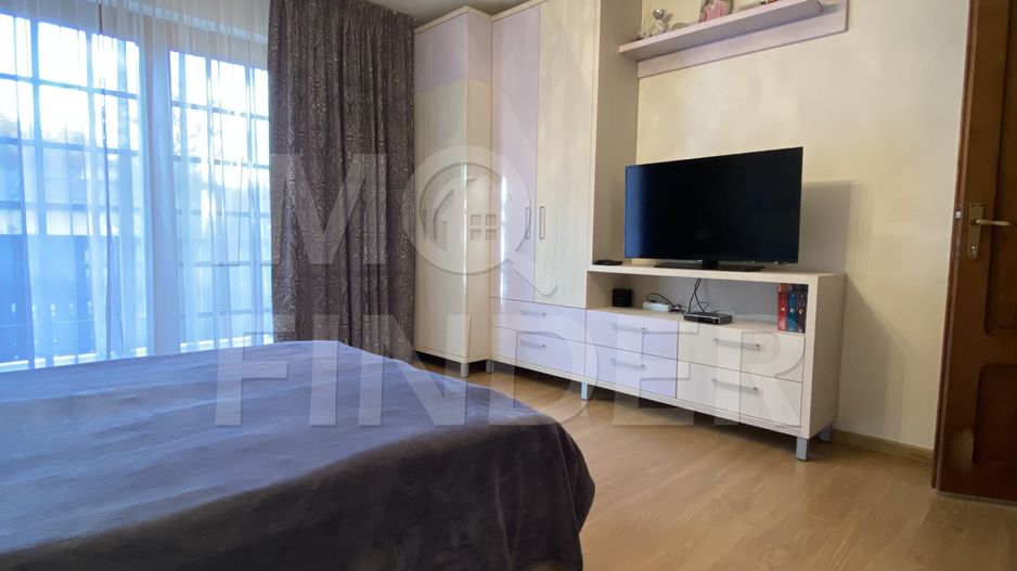 Vila individuala/Pensiune, teren 1022 mp, piscina, pompa de caldura - Poză 21