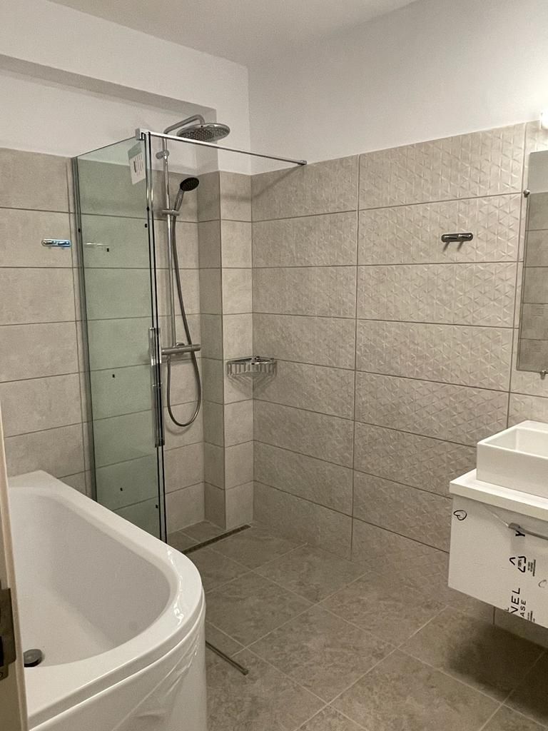 Vilă modernă 6 camere în Băneasa – Henri Coandă, curte proprie, dispon - Poză 13
