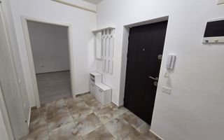 Apartament 2 camere de închiriat, The Grand Kristal Residence Sector 4 - Poză 2