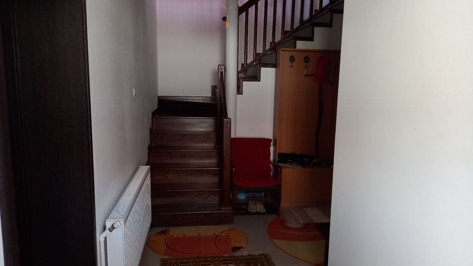 BRASADAS vinde casa in zona TITULESCU cu 5 camere si teren 350mp - Poză 24