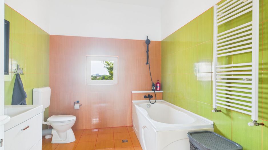 Apartament deosebit cu 3 camere , zona Fratelia - Poză 19