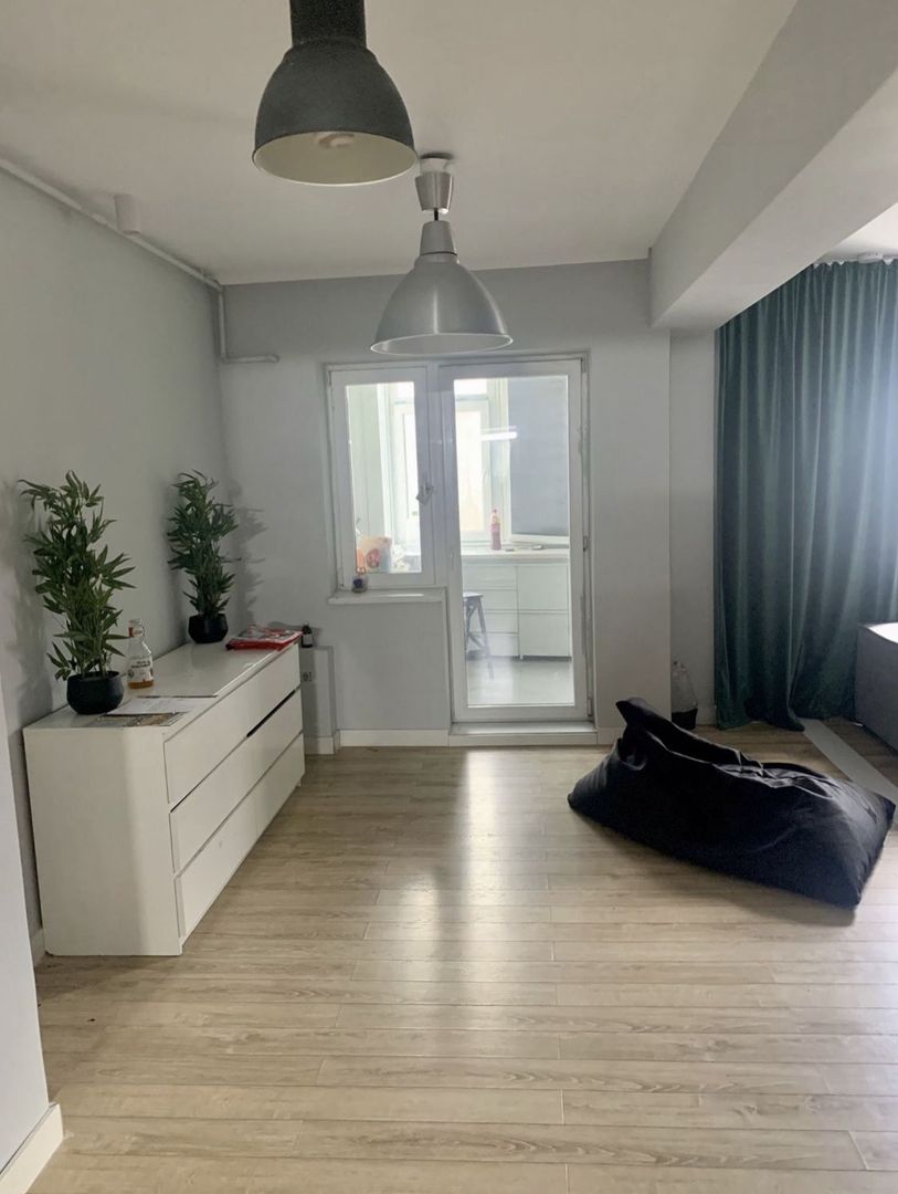 Gara apartament 3 camere - Poză 2