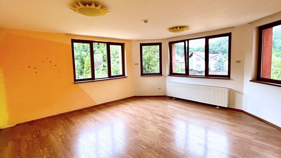 Inchiriere casa individuala multifunctionala zona rezidentiala Bunloc - Poză 9