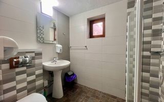 Casă de vânzare în Băile Olănești – zonă centrală - Poză 8