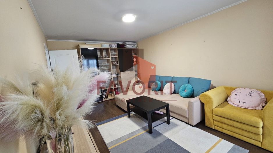 Apartament 3 camere decomandat | Etaj 2 | Zona Lipovei - Poză 1