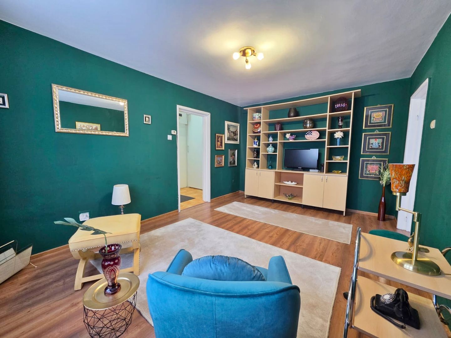 Apartament cu 3 camere finisate în Grigorescu - Poză 1