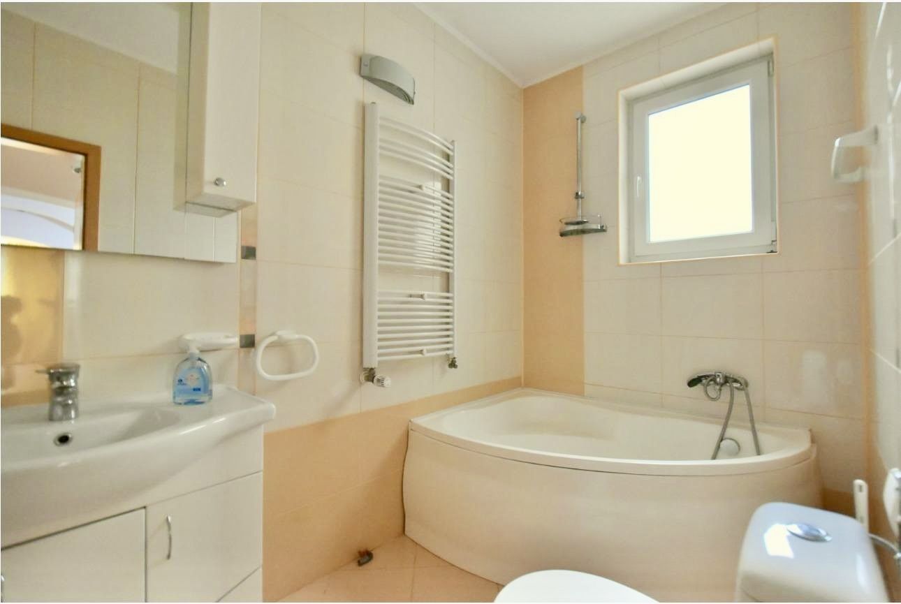 Apartament spațios cu 3 camere, 2 băi –  Punctele Cardinale - Poză 8