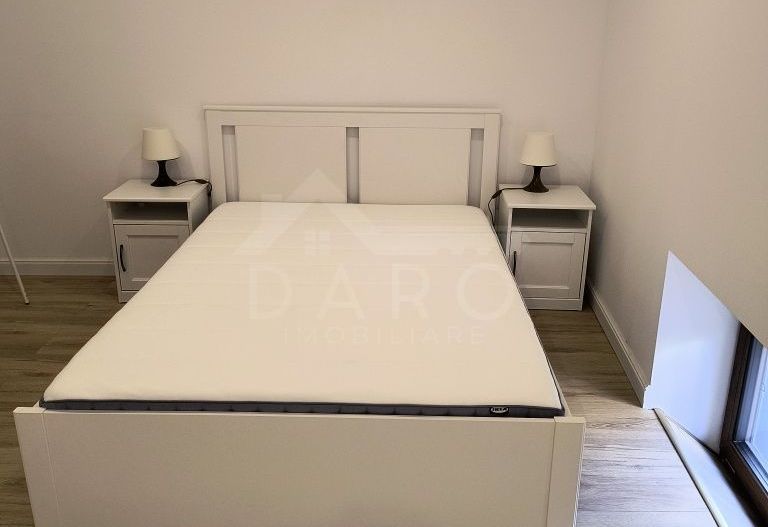 Ap cu 2 camere in centru, decomandat - Poză 6
