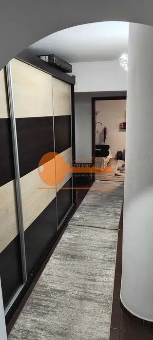 2 camere la 600m de Metrou Gorjului - Poză 6