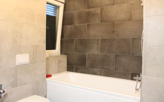 Apartament cu terasa la parter in complex, deosebit, zona linistita. - Poză 16