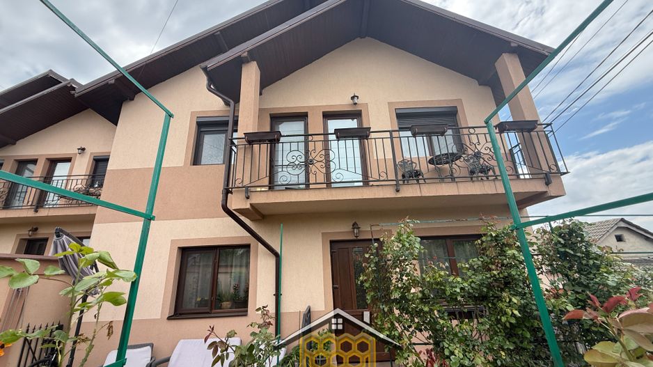 Casa Spatioasa in Cartierul Lapus – Confort, Liniste si Spatiu Generos - Poză 3