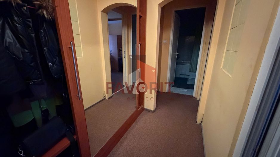 2 camere | etaj 2 | centrala proprie | mobilat si utilat | bloc anvelopat - Poză 6