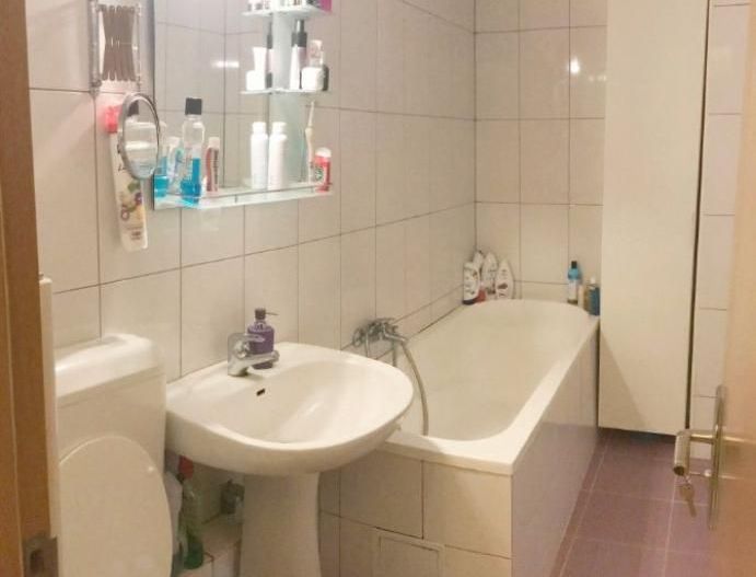 Apartament 2 camere Eorii Revolutiei Centrala proprie - Poză 8