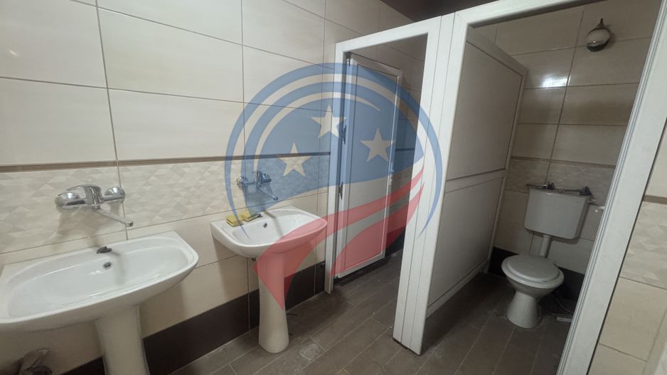 Spațiu de închiriat ultracentral – ideal pentru afacerea ta! - Poză 21