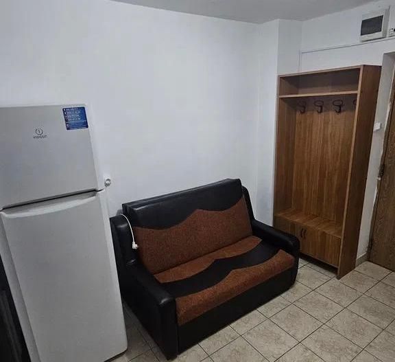 GARSONIERA LUJERULUI, BUCATARIE INCHISA, MOBILAT, METROU 5 MINUTE - Poză 3
