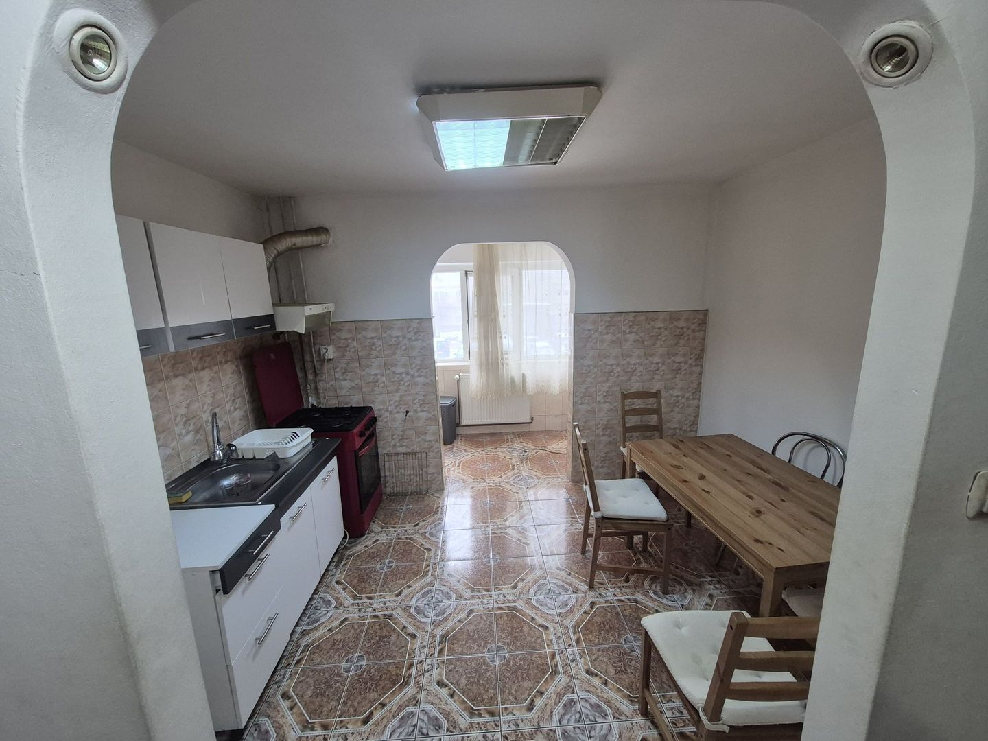 Soarelui | 2 Camere | Etaj 1 | Centrala proprie - Poză 5