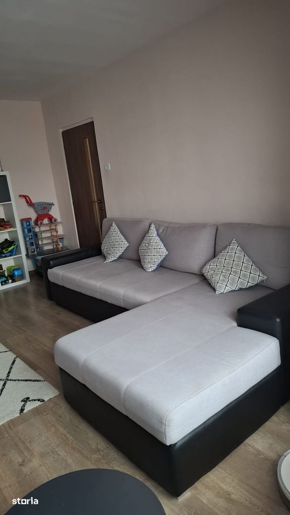 Apartament 3 camere  zona Dambovita - Poză 1